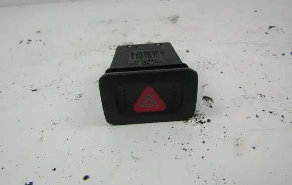 Volkswagen Golf IV Hazard light switch 