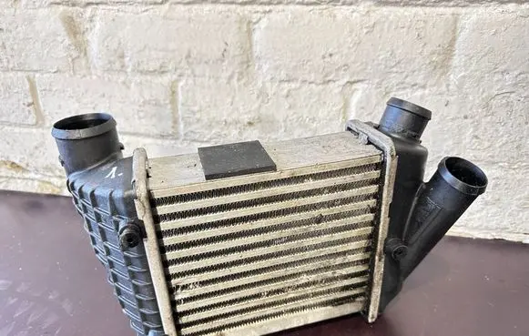 Audi A4 S4 B6 8E 8H Intercooler radiator 8E0145806c