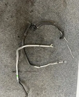 Mercedes-Benz C W204 Engine coolant pipe/hose A2048307496