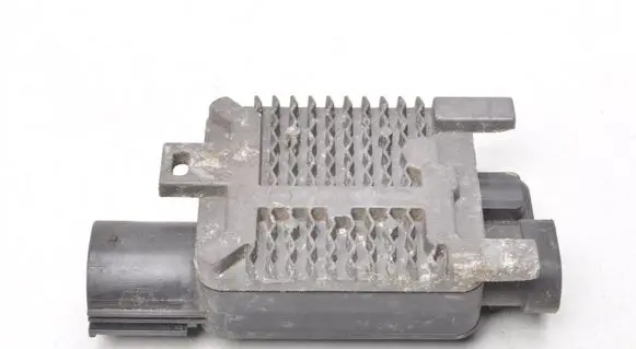 Aston Martin Vantage III Coolant fan relay 940008401