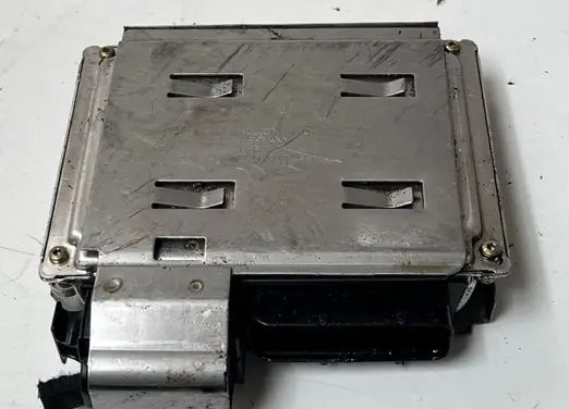 Audi A4 S4 B7 8E 8H Engine control unit/module 8E0907411