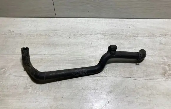Mercedes-Benz SLK R171 Engine coolant pipe/hose a1718301496