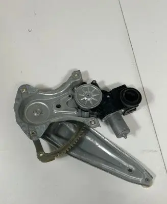 Toyota C-HR I Front door window regulator motor 8571010120