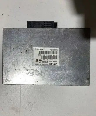 Volkswagen Touareg I Bluetooth control unit module 7L6035729F