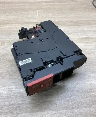 Mercedes-Benz C W204 Fuse module A2075400740
