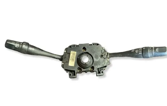 Nissan Almera Tino Wiper turn signal indicator stalk/switch 54035041