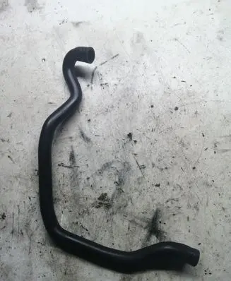 Volvo XC70 Breather/breather pipe/hose 30757220