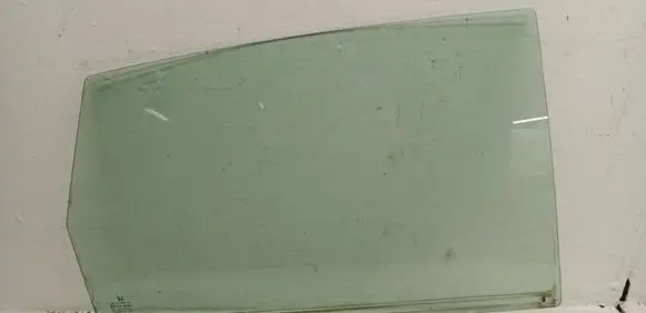 Honda CR-V Rear door window glass 43R00049