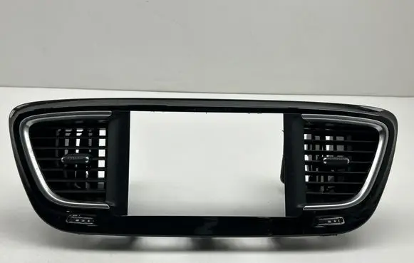 Chrysler Pacifica Dashboard trim 61868AF 5110571