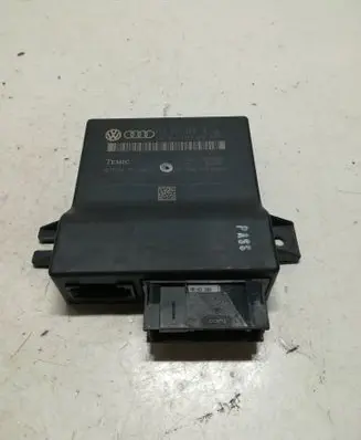 Audi A6 S6 C6 4F Gateway control module 4L0907468B 4L0910468A