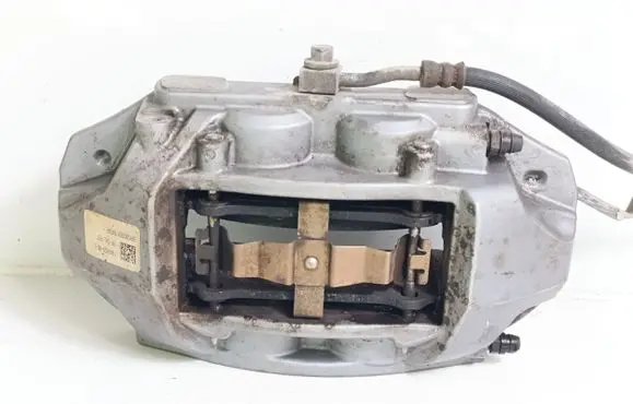 Tesla Model 3 Front brake caliper 104462200E