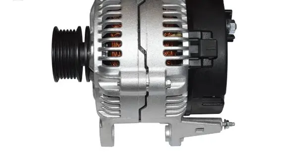 Audi A3 S3 8L Generator/alternator 037903025D 0123510065
