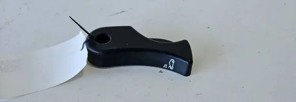 BMW 2 F45 Engine bonnet (hood) release handle 7309606