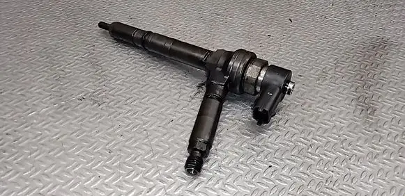 Opel Astra H Fuel injector 0445110175