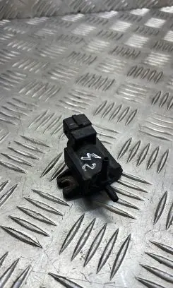 Volvo XC60 Turbo solenoid valve 70261300