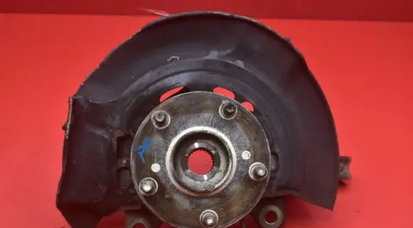 Front wheel hub spindle knuckle