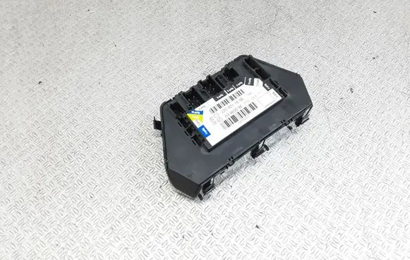 Mercedes-Benz S W220 Door control unit/module 2208211658