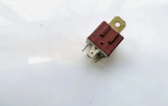Renault Laguna I Other relay 12v25a03519