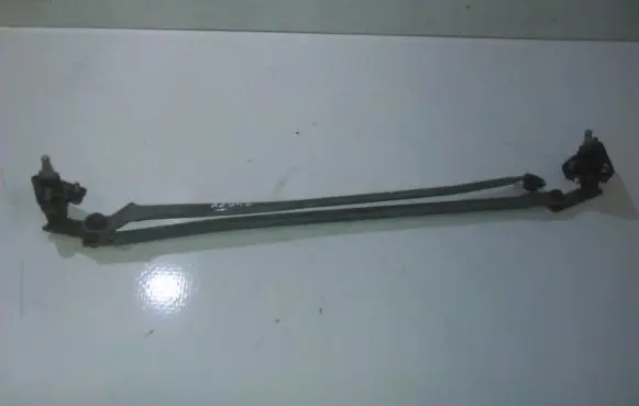Mitsubishi Carisma Front wiper linkage and motor