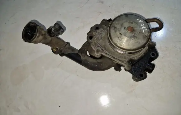 Mercedes-Benz E W212 Water pump A6512006801