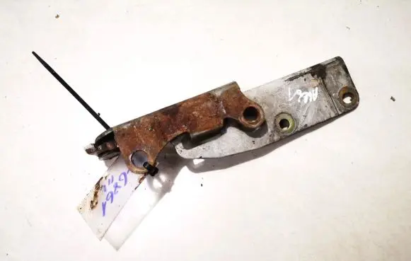 Nissan Terrano Engine bonnet/hood hinges
