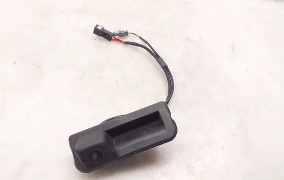 Audi A5 Tailgate handle with camera 8W8827566D