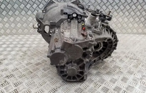KIA Sportage Manual 6 speed gearbox SF95JF