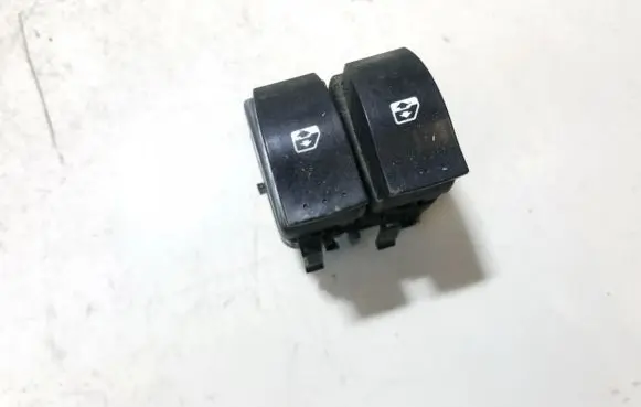Renault Megane II Electric window control switch