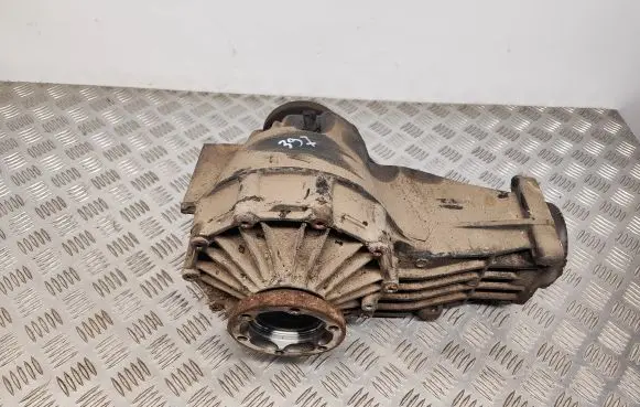 Audi A4 S4 B7 8E 8H Rear differential 01R525053