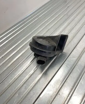BMW 5 F10 F11 Horn signal 703881157