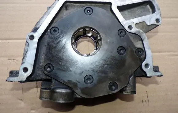 Opel Vectra C Oil pump 55195499