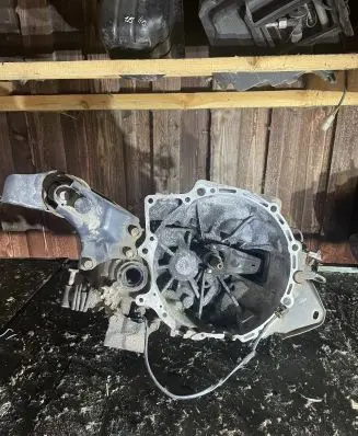 Mazda 626 Manual 5 speed gearbox G560