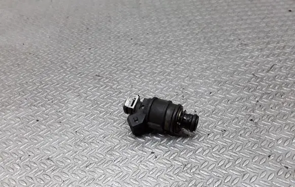 Opel Vectra C Fuel injector 90536149