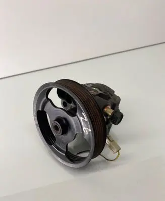 Mazda 3 II Power steering pump 51095779