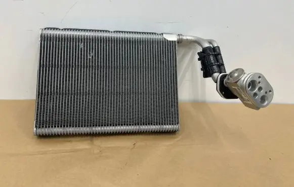 BMW 1 F20 F21 Air conditioning (A/C) radiator (interior) 64119289832 328514 670825CE