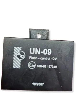 Skoda Octavia Mk1 (1U) Tow bar trailer control unit/module UN09 102007 10R02157301