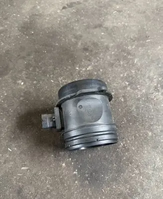 Maserati Levante Mass air flow meter 670005091