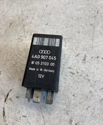 Audi A6 S6 C5 4B Other relay 4a0907045