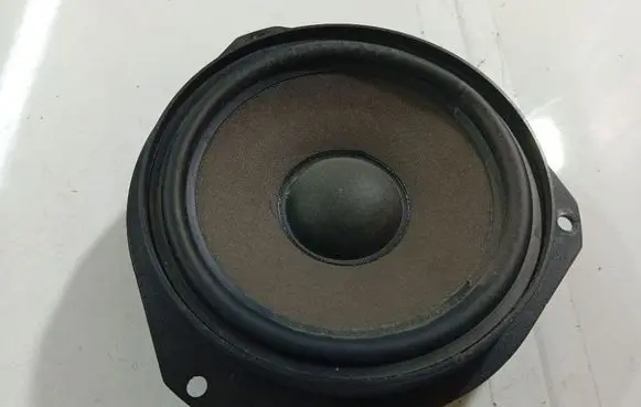 Opel Vectra C Front door speaker 24423552