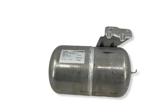 Mercedes-Benz GLE (W166 - C292) Air suspension tank/reservoir A1663200015 P02056 ZGS005