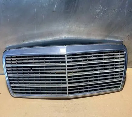 Mercedes-Benz E W124 Front grill 1248880320