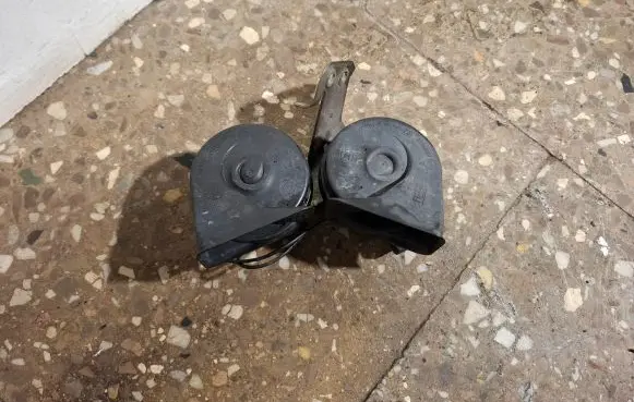 Volvo XC60 Horn signal E30055306 0055306