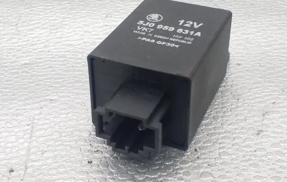 Skoda Roomster (5J) Other relay 5J0959631A