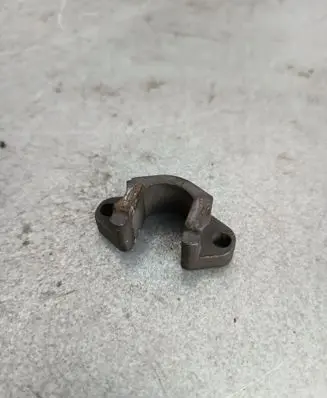 BMW 5 E60 E61 Fuel Injector clamp holder 13537787215 7787215