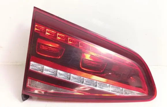 Volkswagen Golf VII Tailgate rear/tail lights 5G0945307F
