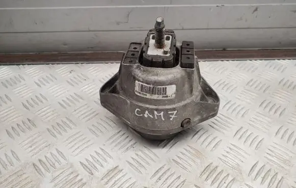 Chevrolet Camaro Engine mount bracket P22957033 22957033