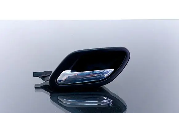 BMW 7 E38 Front door interior handle 8226049