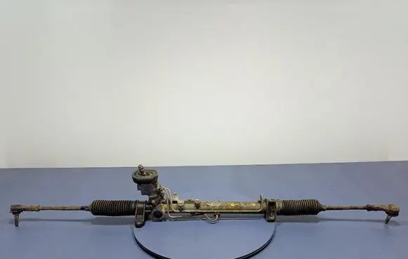 Volkswagen Golf III Steering rack 1J1422105DE