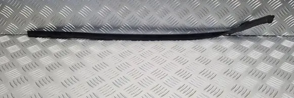 Lexus IS 220D-250-350 Windshield trim