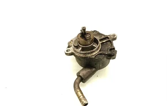 Mercedes-Benz ML W163 Vacuum pump A6112300065
